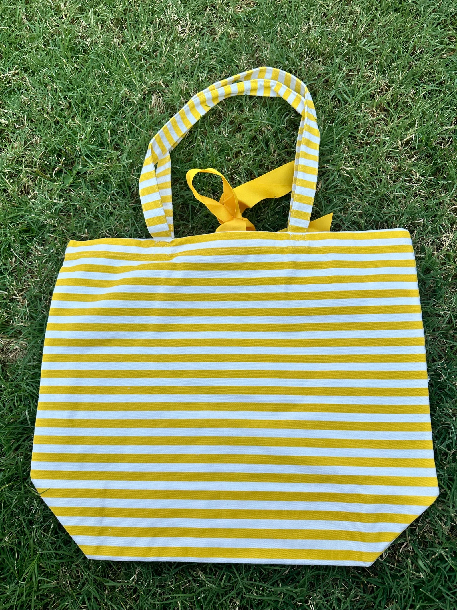 Bolsa tote listrada Vogue – photo 5